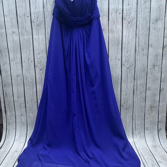 Davids Bridal Purple Long Pleated Sweetheart Neck Bridesmaid/Prom Dress Size 10 - Picture 1 of 5